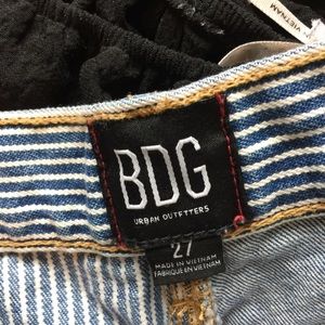 Urban Outfitters Shorts - UO BDG Striped Jean High Waist Cuffed Shorts 27 Urban Outfitters Shorts - UO BDG Striped Jean High Waist Cuffed Shorts 27